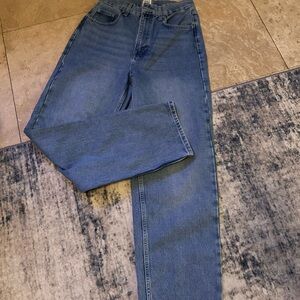 BDG Classic Blue Denim Jeans size 28